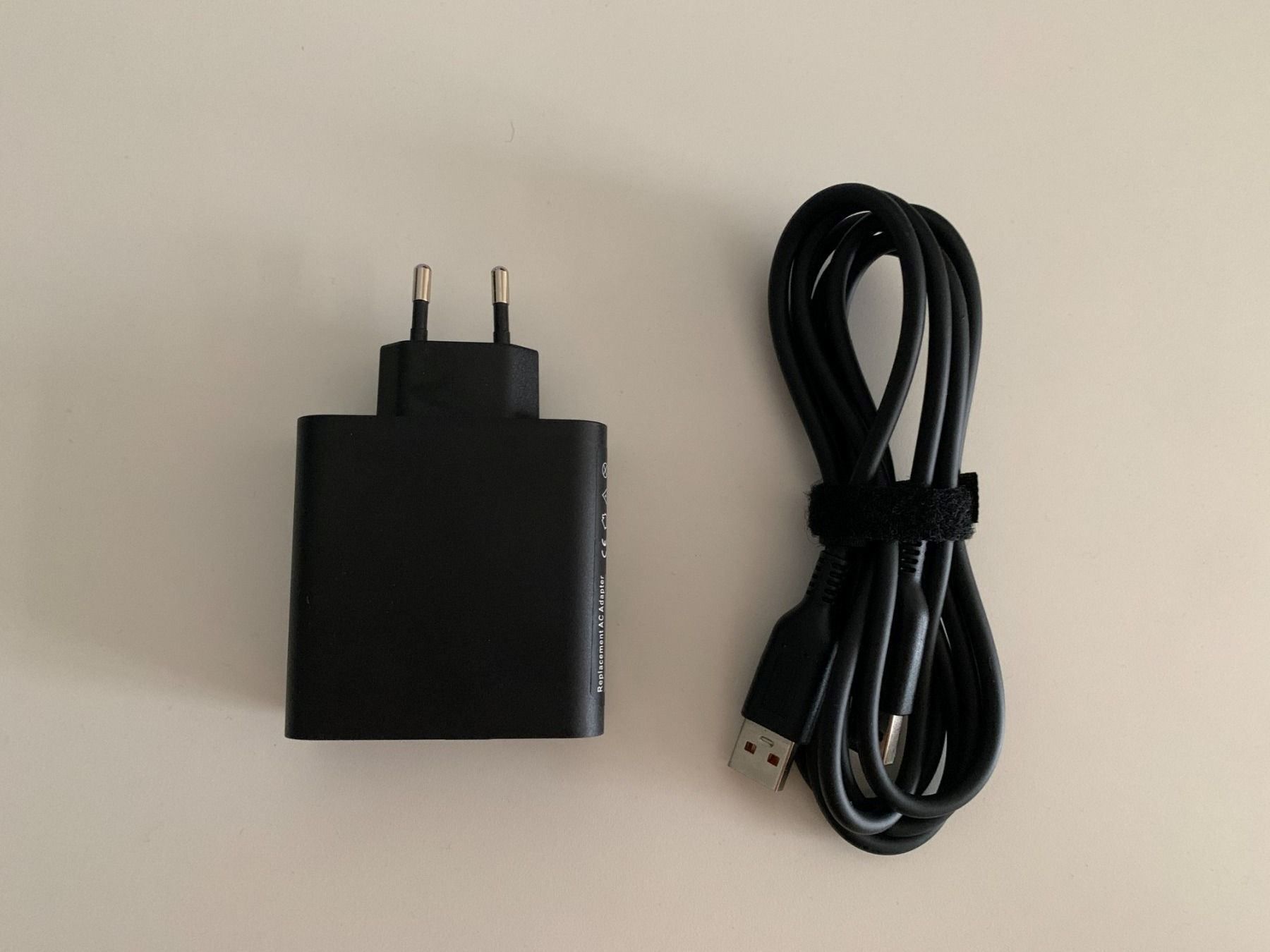 Lecteurs & Adaptateurs: Replacement AC Adapter (neu) – Neuf (Voir description) à Zürich par Diazaio