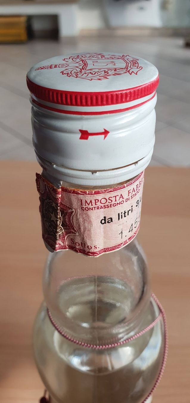 Spirituosen: Vodka Keglevich – Gebraucht aus Moutier von mai_pq7w 5