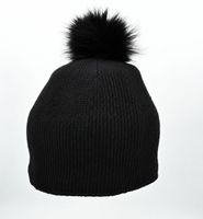 Strickmütze schwarz mit Bommel