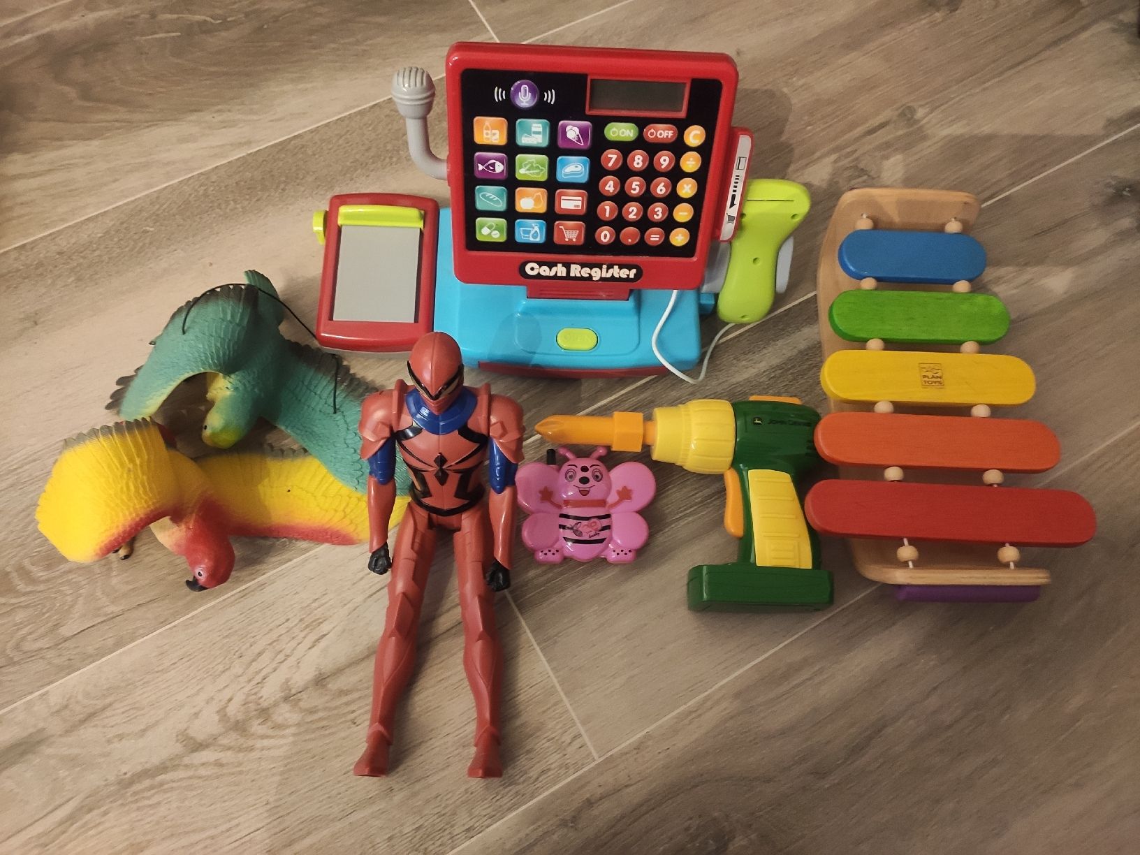 Giocattoli: Pack jouets 1 – Usato da Neuchâtel venduto da snips01