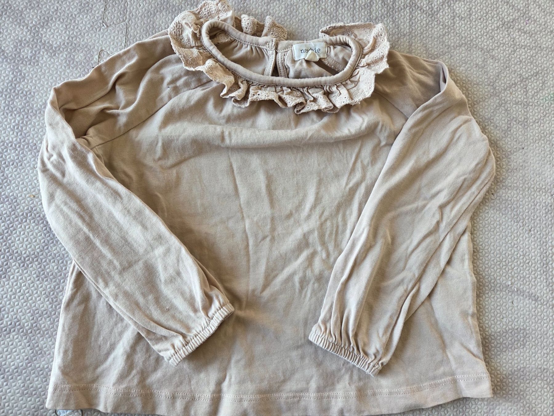 Maglioni & Felpe: Newbie Langarmshirt, Gr. 86/92, Couvertversand – Usato da Seftigen venduto da Durham01 1
