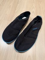 Tribord Badeschuhe schwarz blau neuwertiger Zustand Gr.42