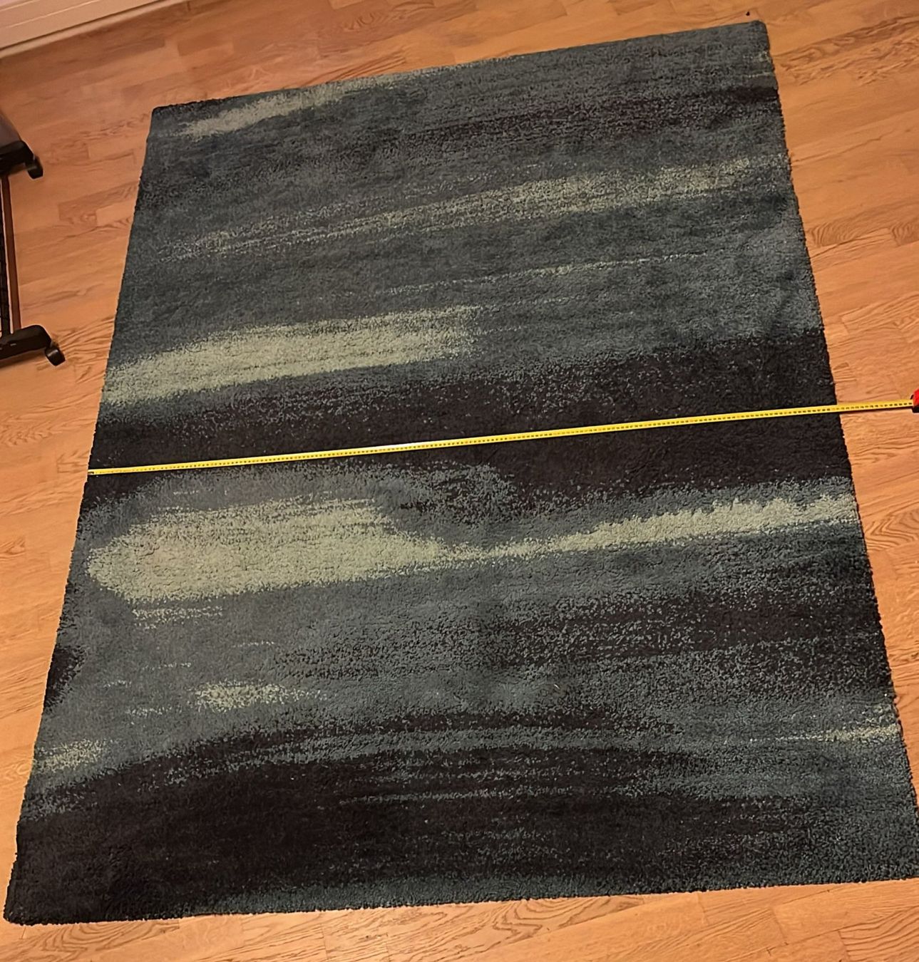 IKEA Teppich SÖNDERÖD ca. 170 x 240 cm dunkelblau / schwarz (Gebraucht) in Lachen SZ für CHF 10 – nur Abholung auf Ricardo kaufen