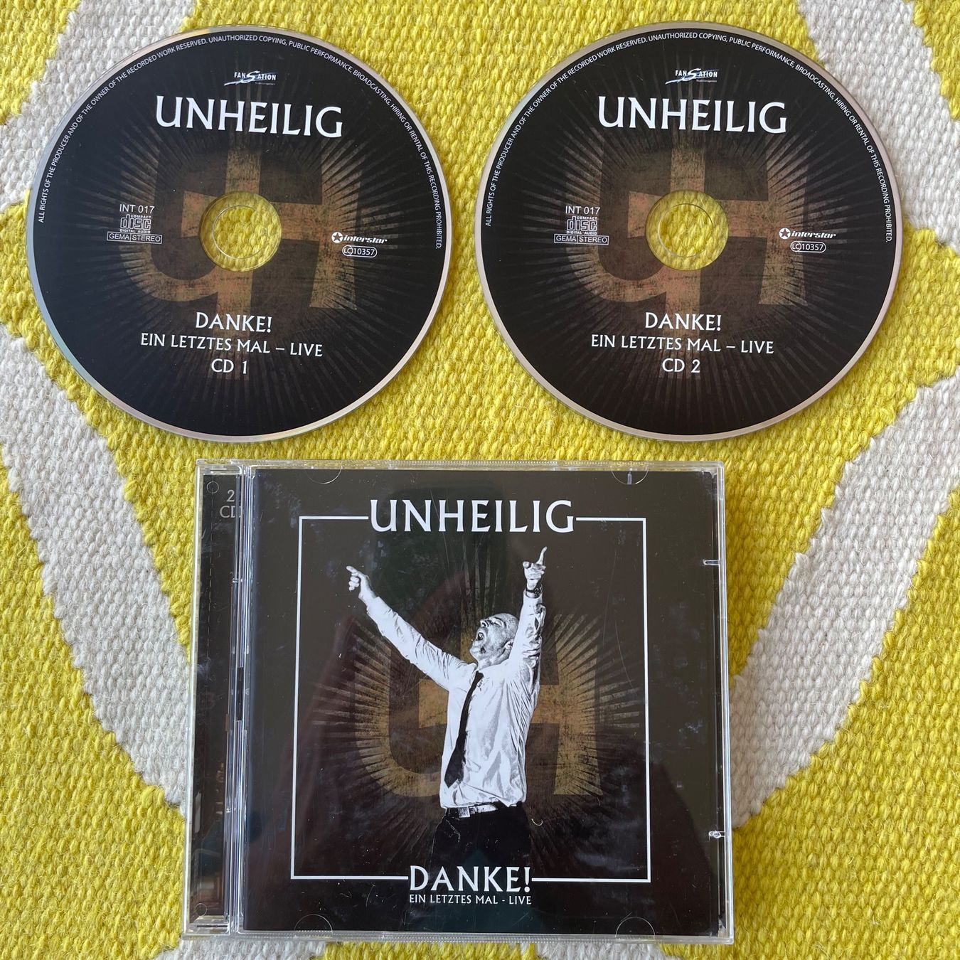 CD: UNHEILIG-2CD DANKE! EIN LETZTES MAL - LIVE – Usato da Rorschacherberg venduto da CD-Roli