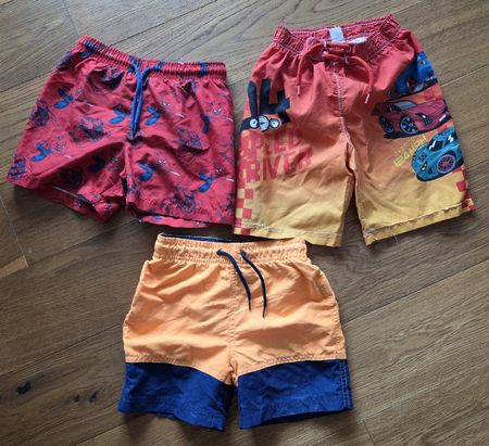 Badehosen Kinder 3 Stk Grösse 110/116 gebraucht