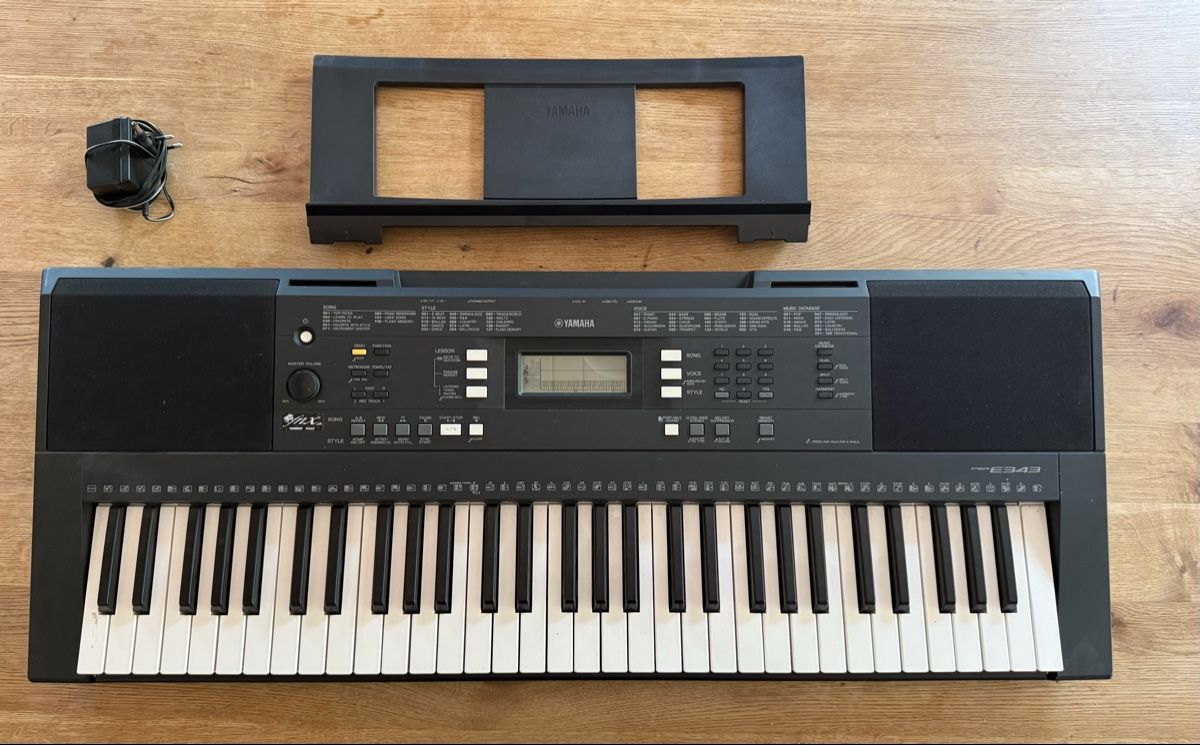 Yamaha Musikinstrumente: Clavier arrangeur Yamaha PSR-E343 – Gebraucht aus Aumont von Sidji3