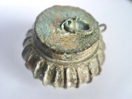 Antikes Bronze Gefäss aus Java