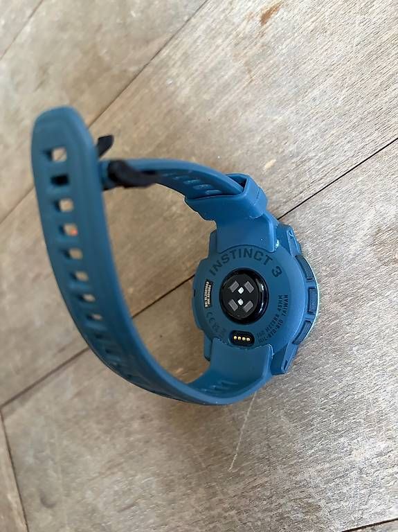 Smartwatch: Garmin Instinct 3 AMOLED 45mm  Twilight/Neo Tropic – Usato da Zürich venduto da zirkale 3