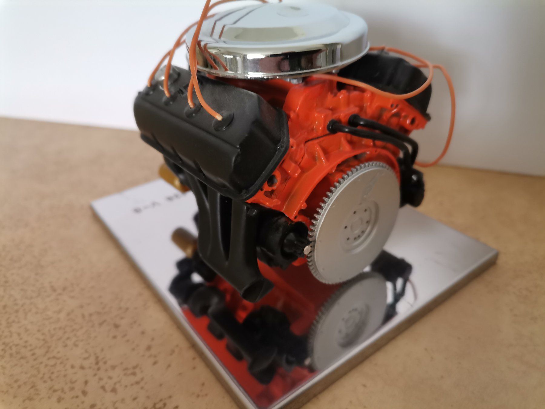 Chrysler Motori: Chrysler 426 V8 Hemi Motor 1:12 – Nuovo (secondo la descrizione) da Oftringen venduto da Esthiboy 2