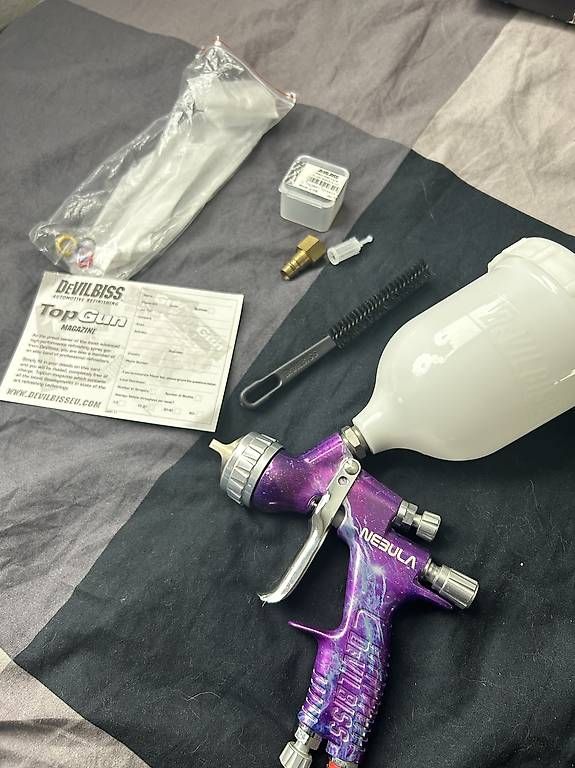 Tutti gli attrezzi: DeVilbiss Nebula Special Edition, Top-Zustand – Usato da Uster venduto da _Crystal_ 4