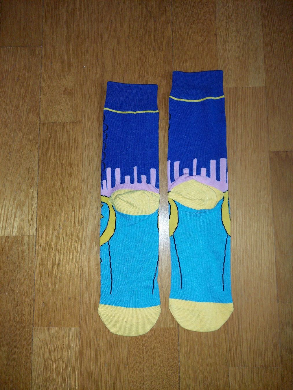 Calze: Cartoon Socken Sipsons – Usato da Zürich venduto da makimakimak 2