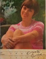 Mireille Mathieu Autogramm signiert Magazinbild 20x24cm