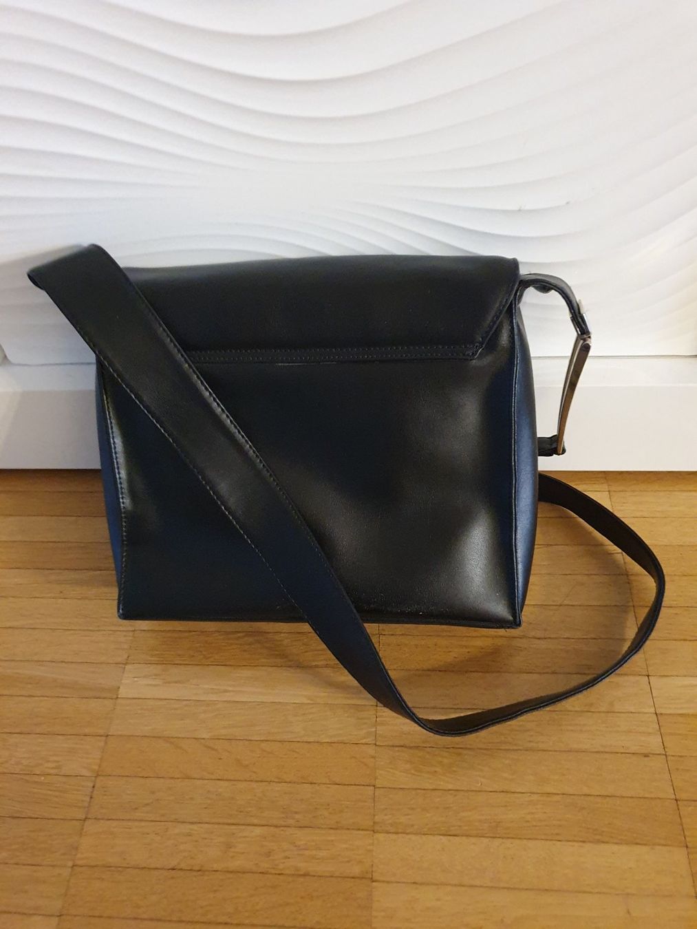 Borse da donna: Schwarze Ledertasche  Nicoli – Usato da Laufenburg venduto da megane1959