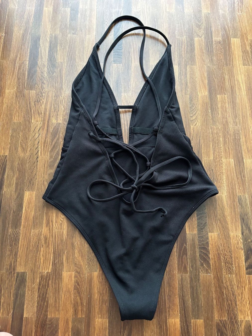 Costumi da bagno & Bikini: Schwarzes Badekleid, Grösse S – Usato da Hinwil venduto da liviipivii 1