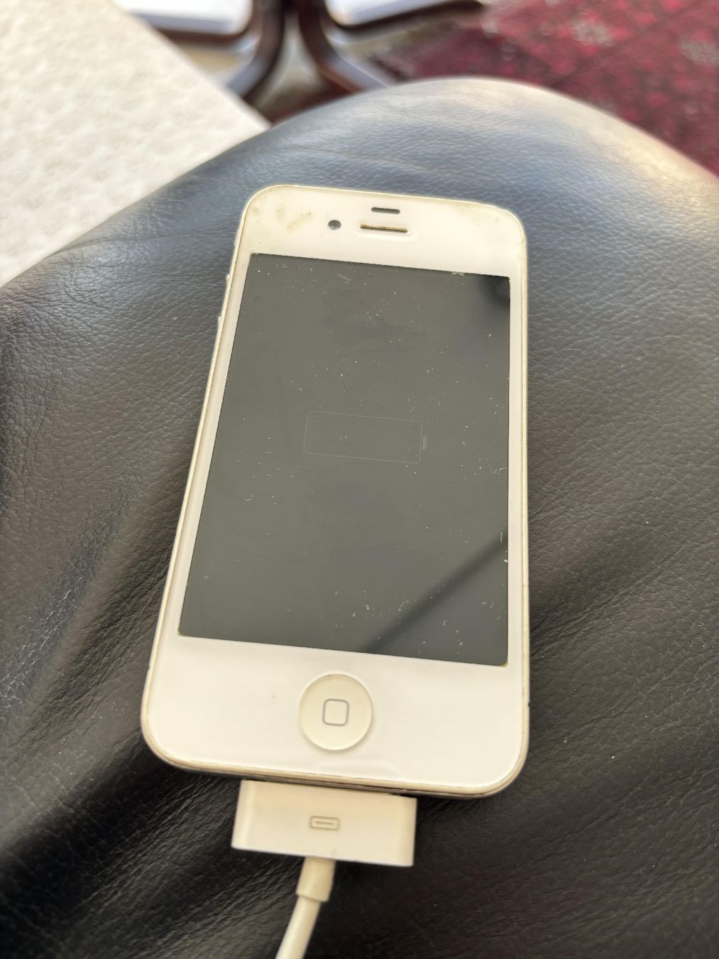 Apple Telefoni cellulari / Smartphones: IPhone 4s 16Go – Usato da La Chaux-de-Fonds venduto da Honit.ch