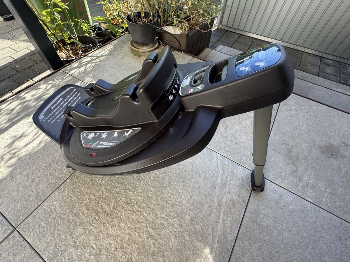 Nuna Seggiolini per auto: Nuna Base curv – Usato da Bachenbülach venduto da Cheeria 1