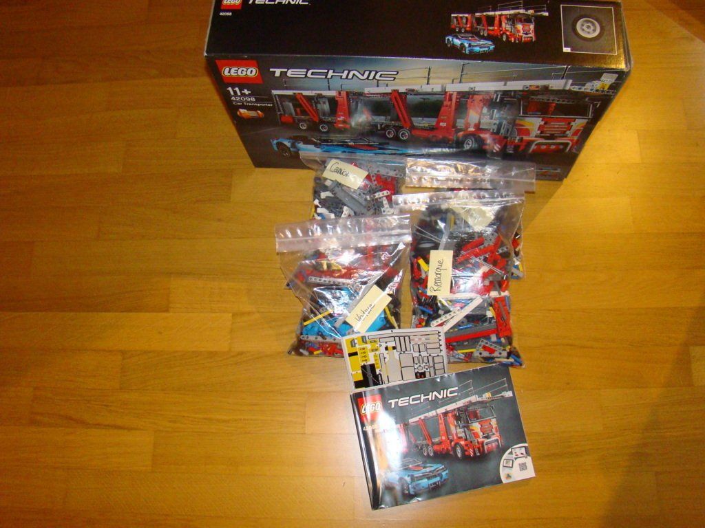 Lego Kit di costruzioni: Lego technic 42098, Transporteur de voitures – Nuovo (secondo la descrizione) da Lussery-Villars venduto da pousinete02 4