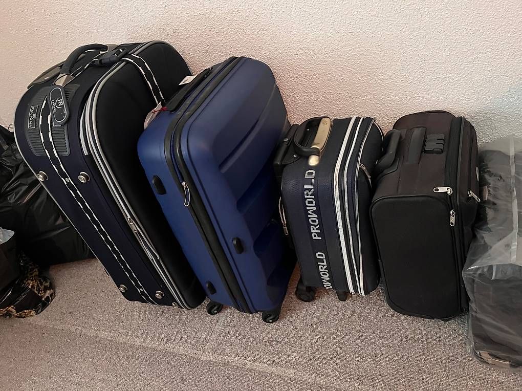 Valigie: Koffer / Kofferset – Usato da Immensee venduto da Shagay
