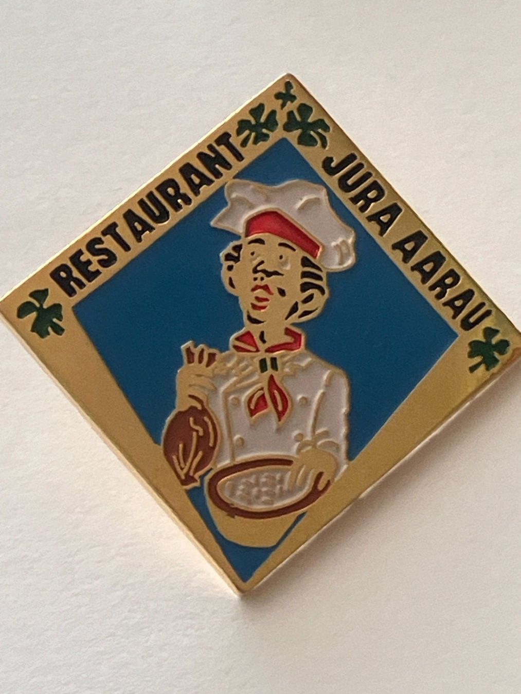 Placchette & Badge: 1 Pin Restaurant Jura Aarau – Usato da Basel venduto da djwwpp