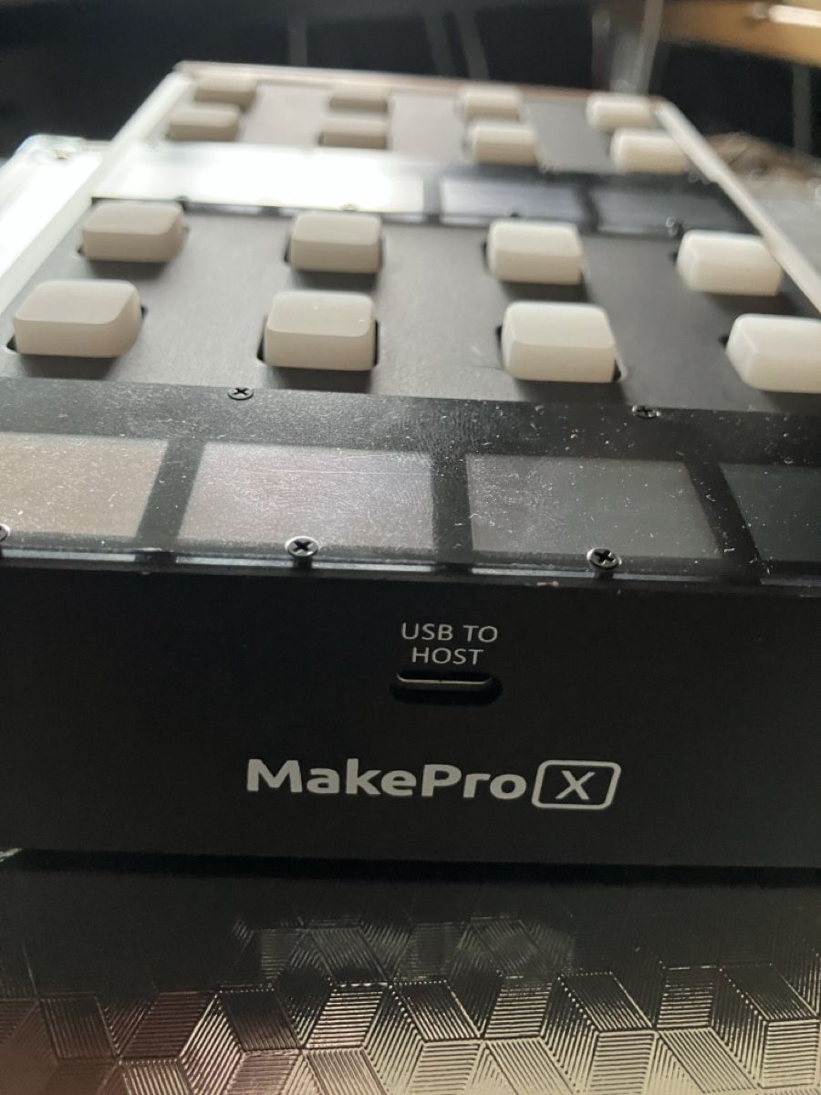 Platines de mixage: MakerProx control surface (MCU) – D'occasion à Birsfelden par GordyB 8