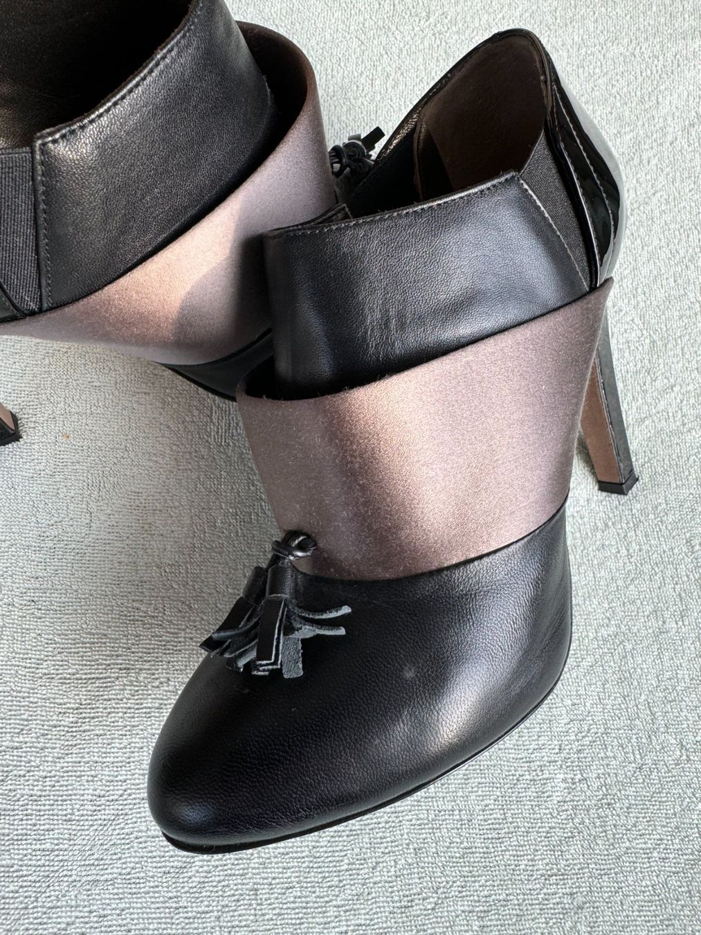 Navyboot Scarpe da donna: Navyboot Stiefeletten Gr. 37 1/2,    Leder schwarz – Usato da Siebnen venduto da Trans-Am 7