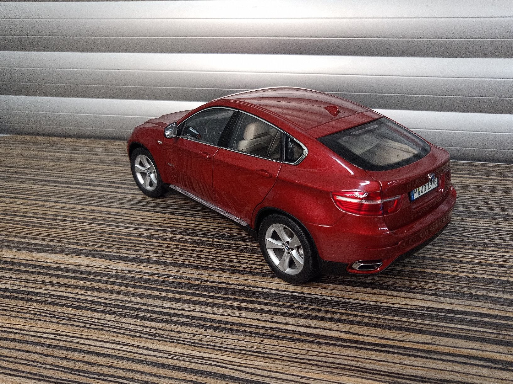Kyosho Modellini d'auto: BMW X6 1:18 von Kyosho – Usato da Reiden venduto da Zofi-Brocki 1