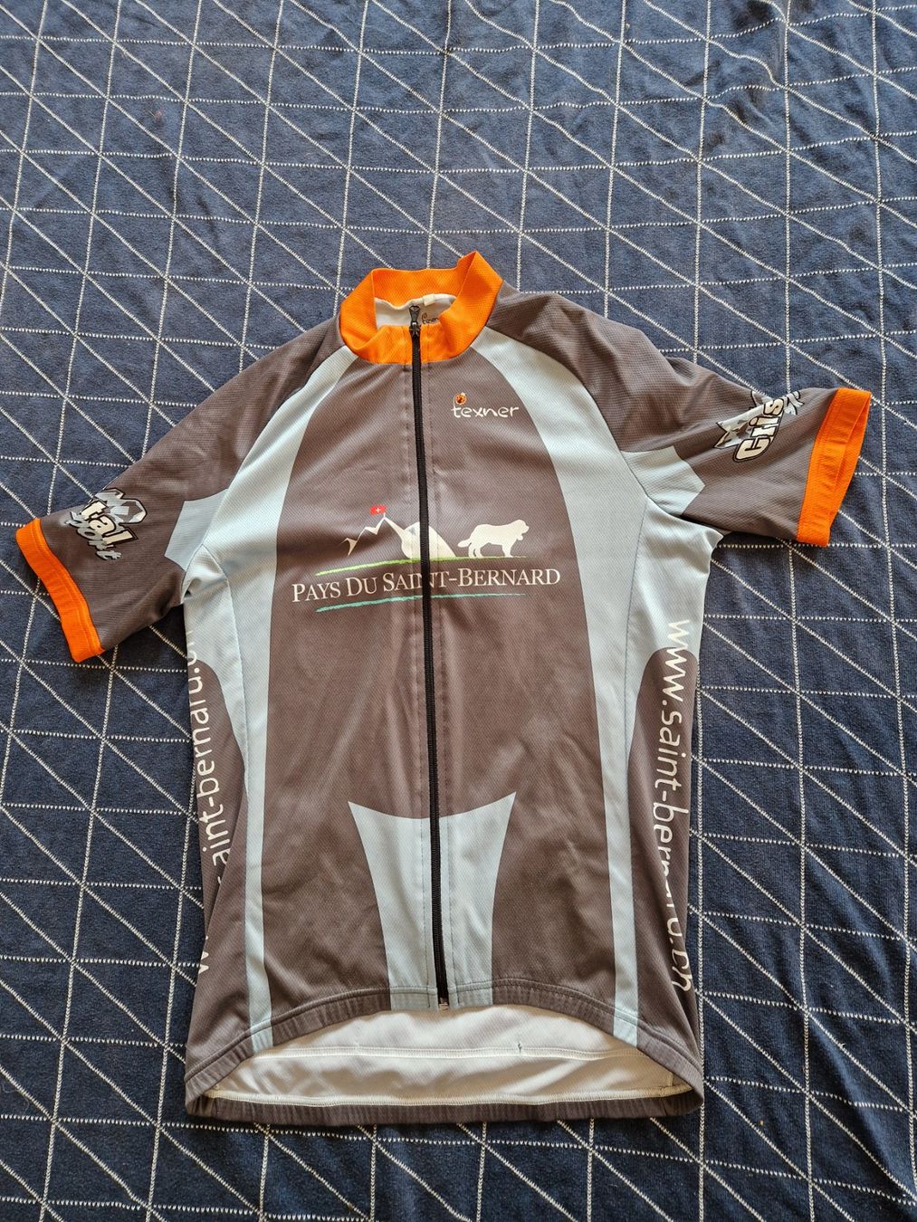 Canottiere & Pantaloni: Texner Velotrikot grau m – Usato da MUEHLAU venduto da ibo_5c7d