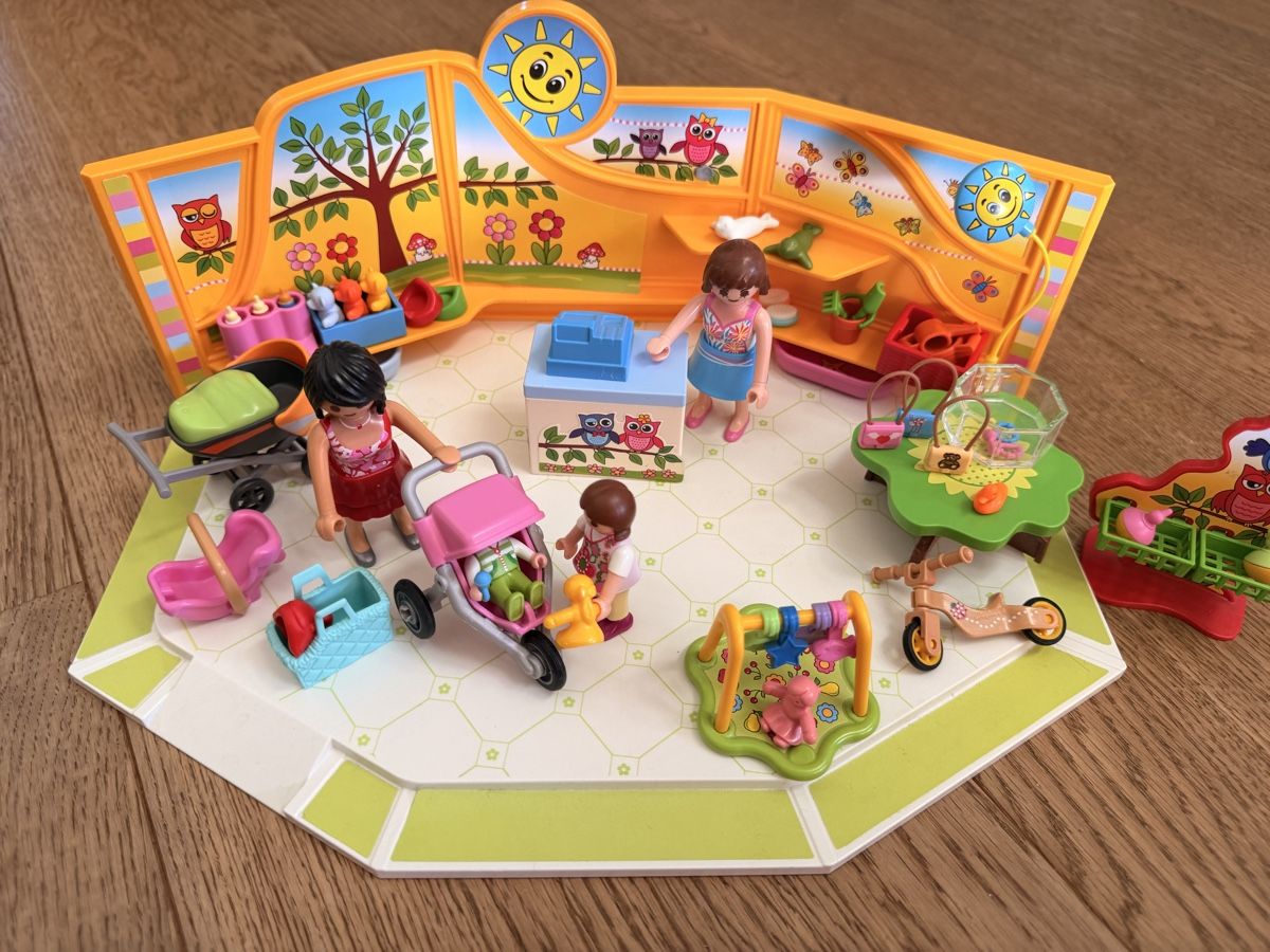 Playmobil Giocattoli: Playmobil Kinderladen – Usato da Lachen SZ venduto da Claudia8281 1