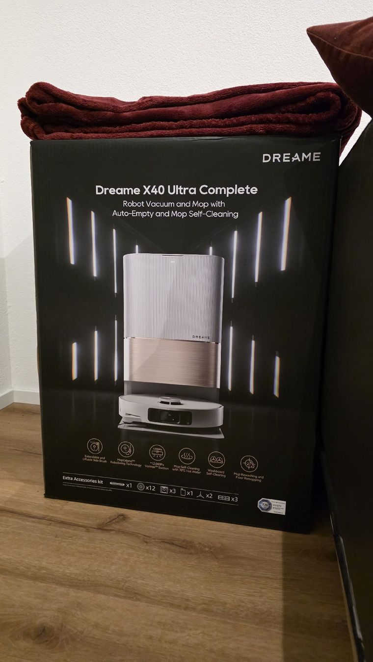 Dreame Aspirapolveri & Accessori: Dreame X40 Ultra Complete – Usato da Benzenschwil venduto da Ralfone