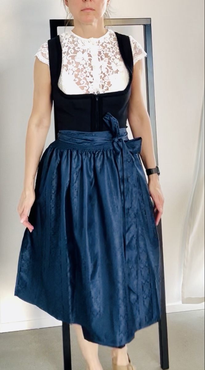 Vestiti: Stockerpoint Dirndl Midi schwarz mit Schürze und Bluse – Usato da Zürich venduto da eka_5xfb 4