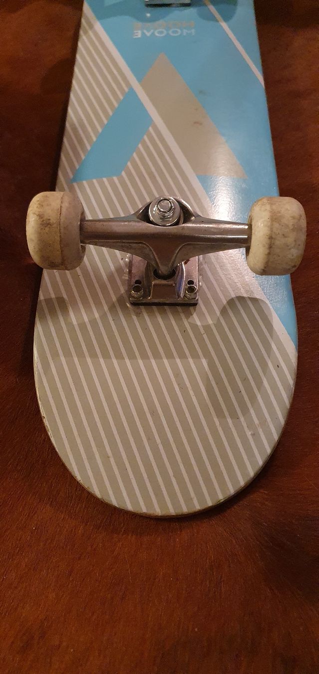 Skateboards: Skateboard "move" d'occasion bon état... – Gebraucht aus Salavaux von Gabest.25 2