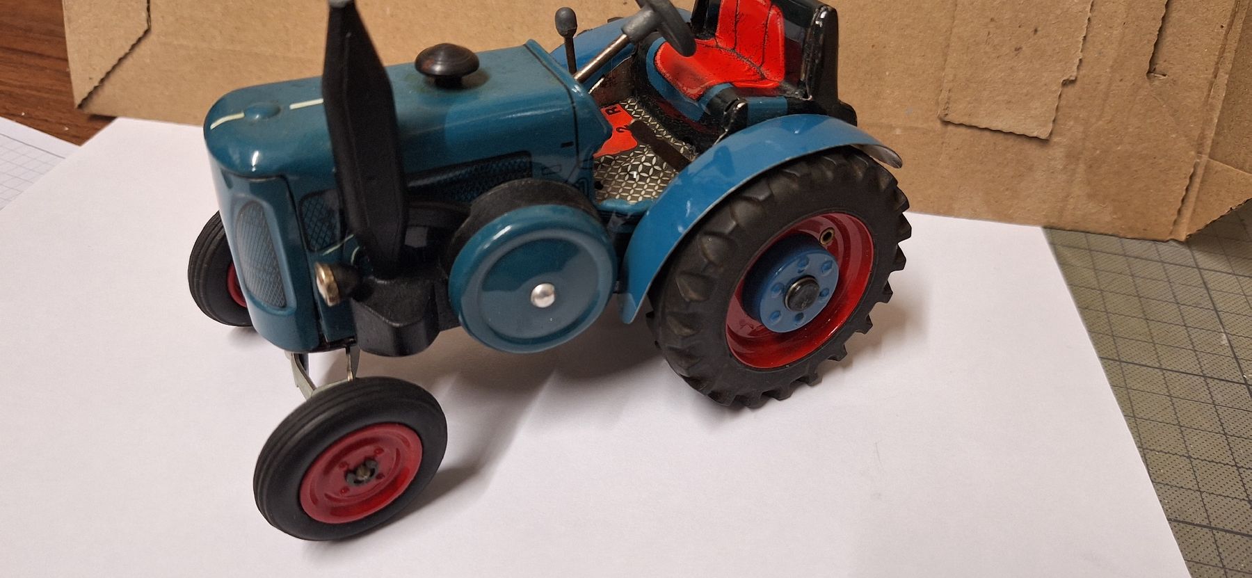 Lanz Bulldog Trattori: Blechspielzeug Lanz Traktor  – Usato da Brugg AG venduto da bacbac5757 5