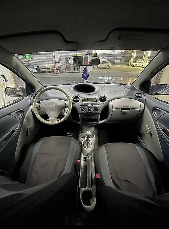 Automobili: Toyota Yaris 1.0 – Usato da Monthey venduto da far_2292 2