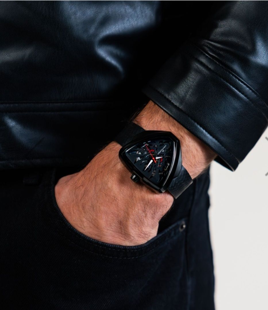 Hamilton Orologi: HAMILTON Shaped Ventura Elvis80 Skeleton Dragon Noir – Usato da Les Acacias venduto da watinjo 9