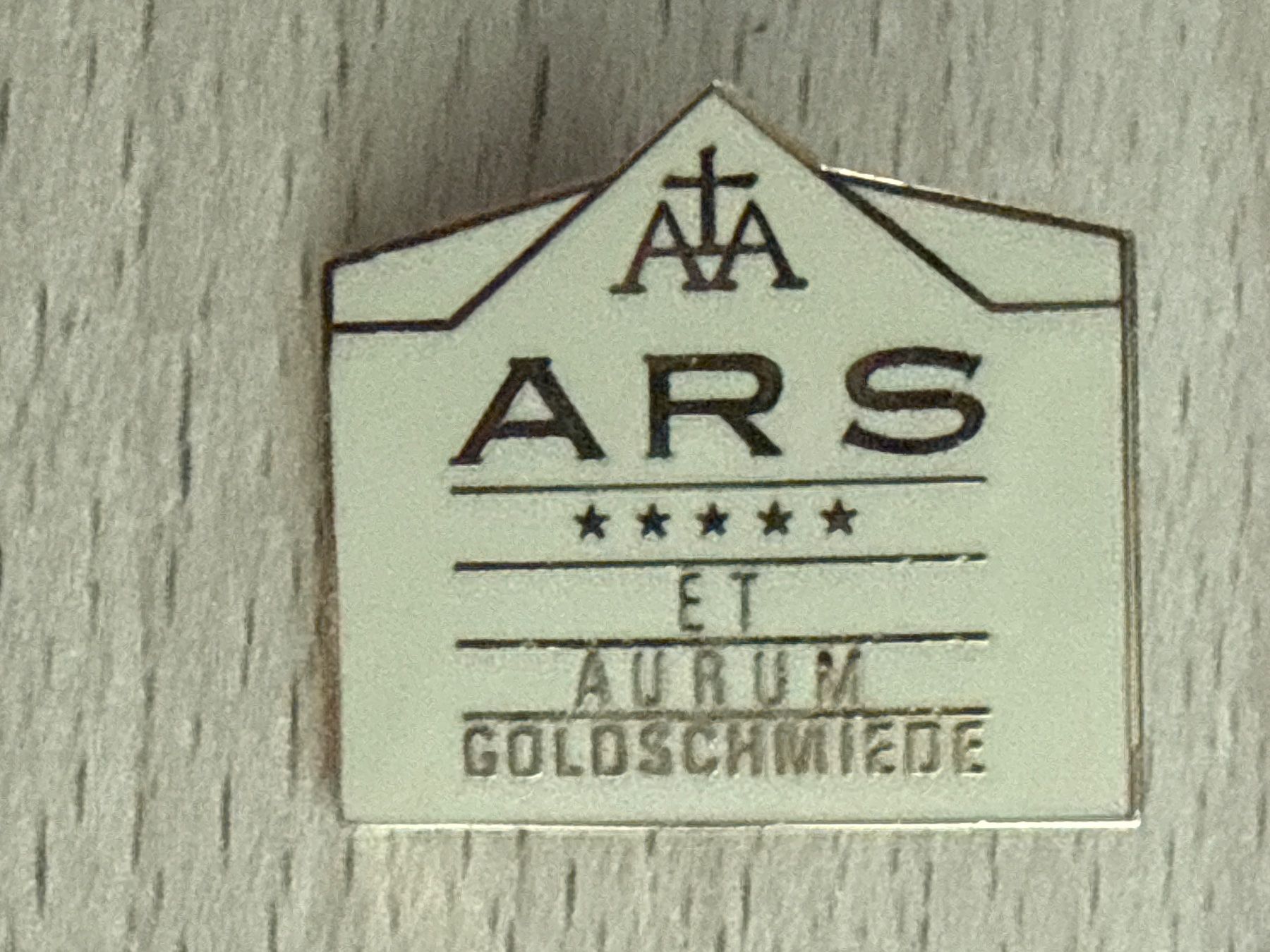 Plaquettes & Badges: Pin GOLDSCHMIEDE ARS ET AURUM – D'occasion à Glattbrugg par Schweigmatt