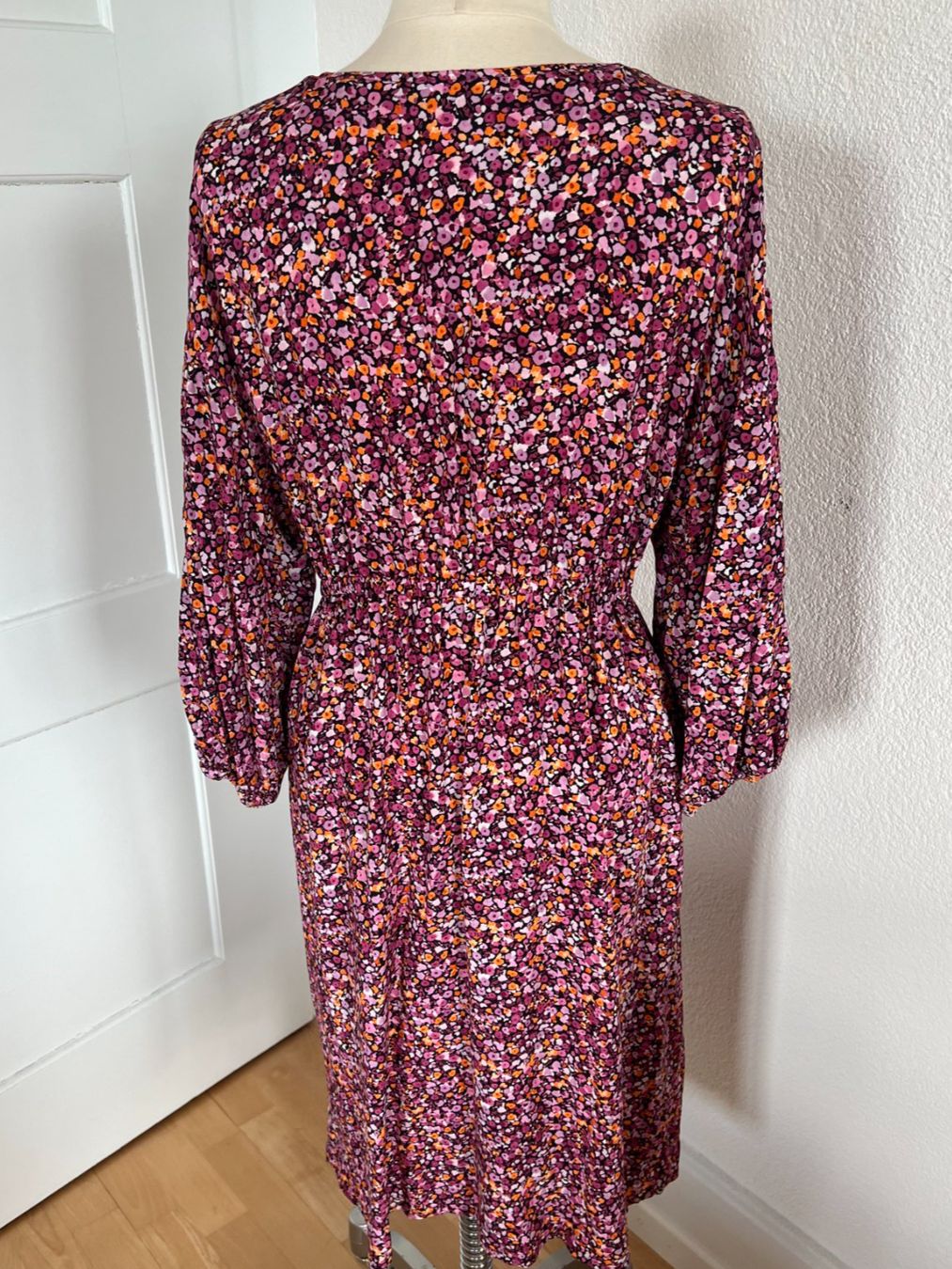 Robes: hessnatur Damen Kleid, Gr. 38 – D'occasion à Worb par farben20zauber 3