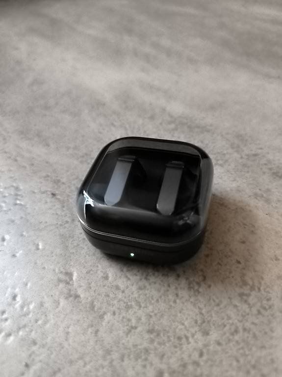 Samsung Kopfhörer: Samsung Galaxy Buds4 Kopfhörer – Gebraucht aus Bürglen TG von bluu