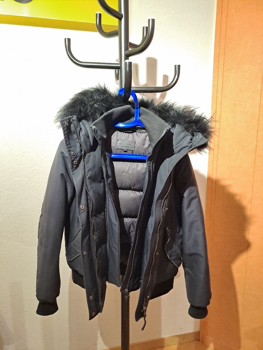 Mackage Giacche: Veste Mackage – Usato da Valeyres-sous-Montagny venduto da Romy. 5