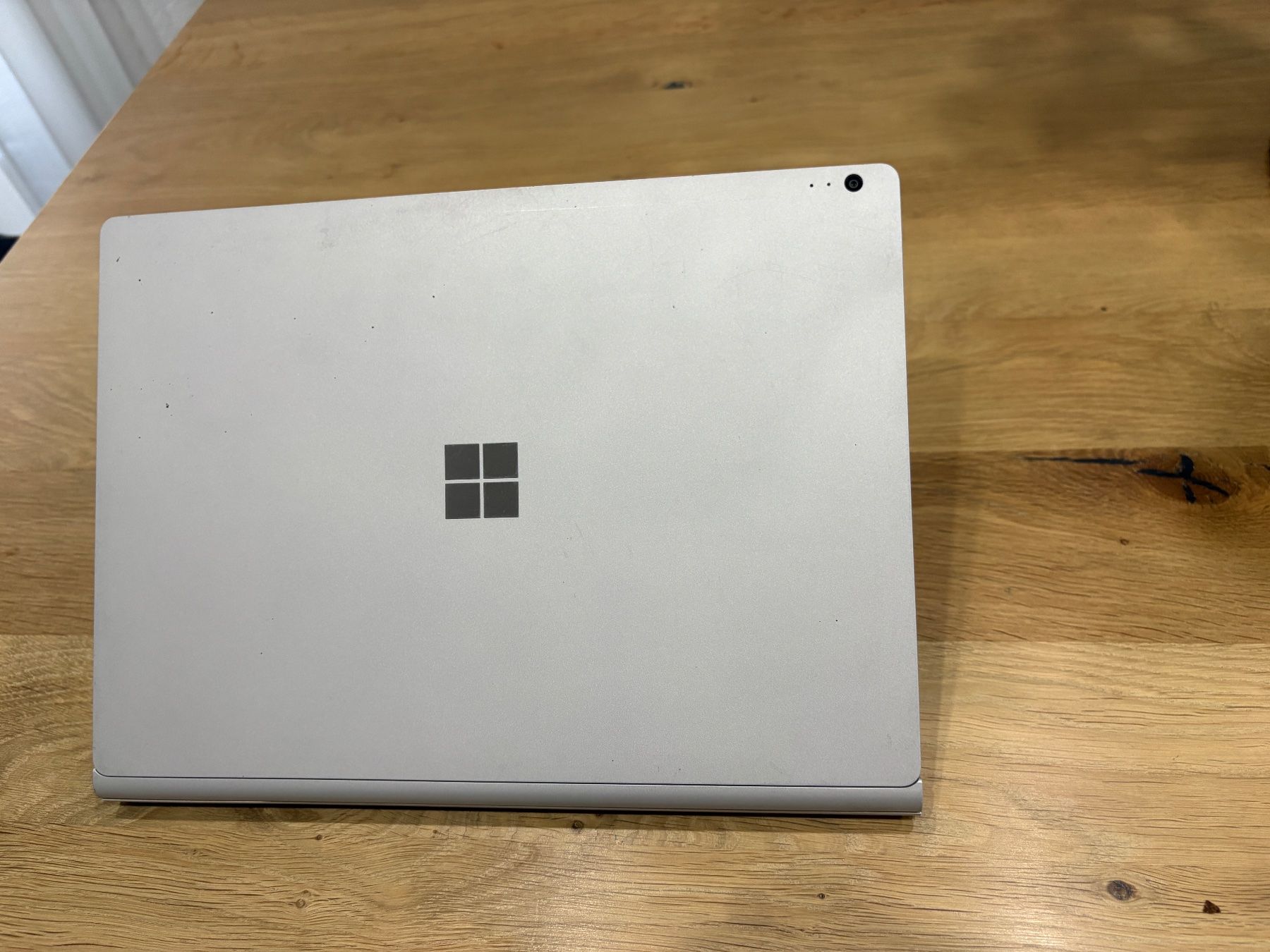 Microsoft Portables: Microsoft Surface Book / Model: 1703 – Défectueux à Lausen par sen_jm7c 7