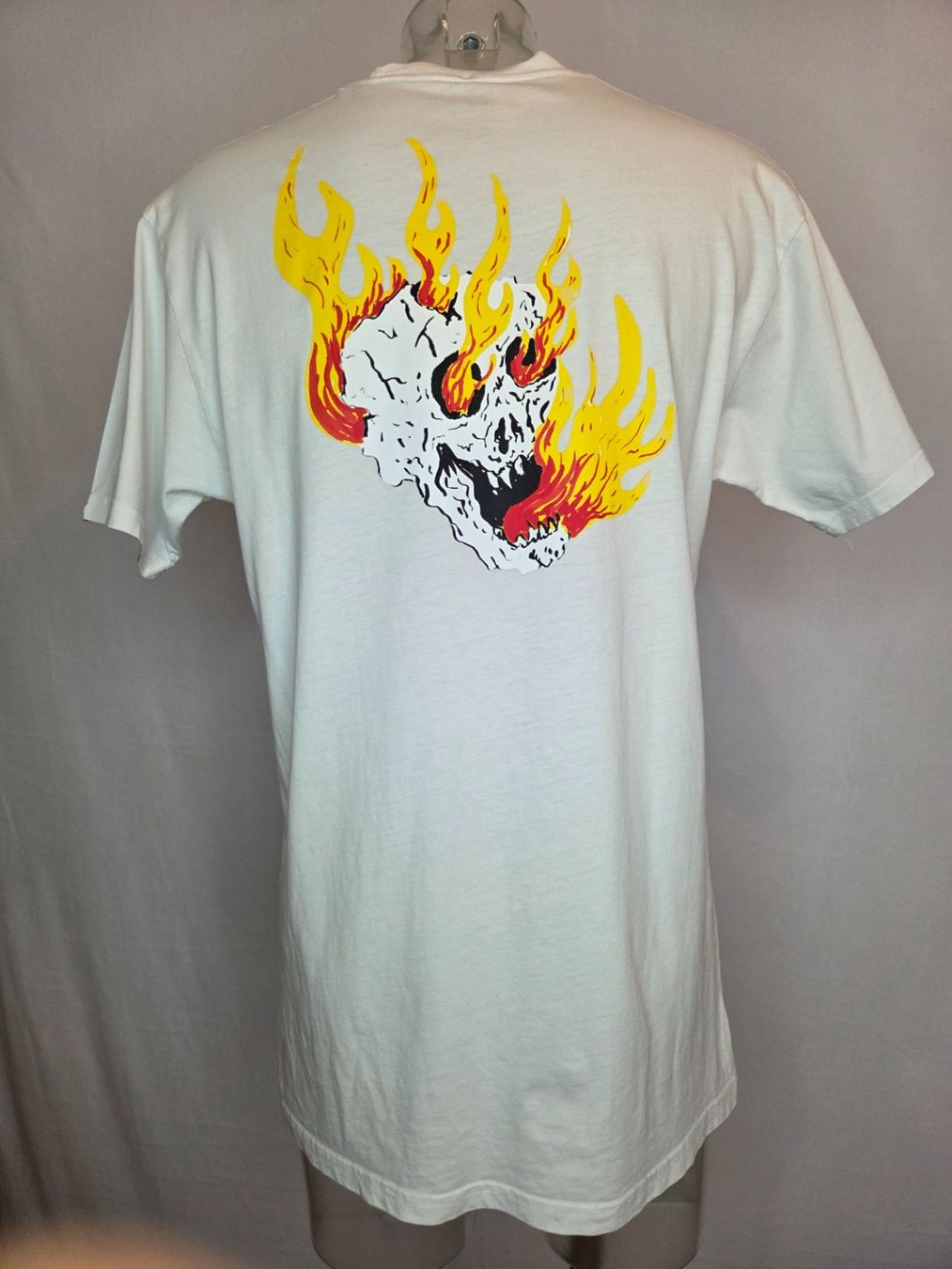 Vans T-Shirts: Vans Skull-Flame T-Shirt - L – Gebraucht aus Bern von -Aniko-