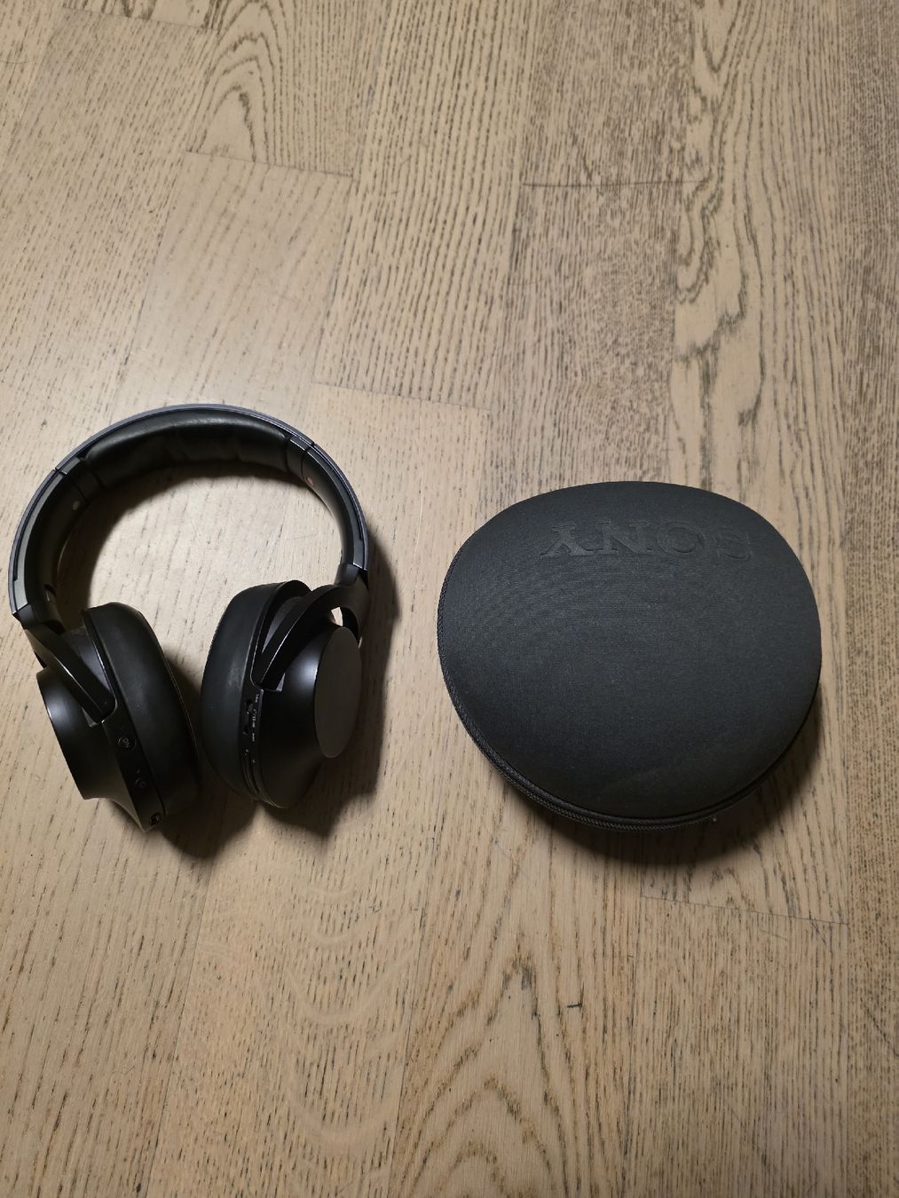Sony Cuffie: Sony Kopfhörer MDR-100ABN – Usato da Basel venduto da kar_jz7f