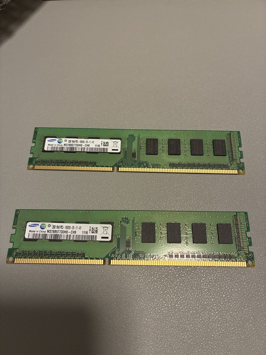 Samsung Memoria / RAM: Samsung 2x 2GB PC3 RAM 10600U – Usato da Aesch LU venduto da md_renator