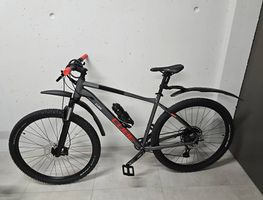 Zu verkaufen neuwertiges Cube Mountainbike, Grösse XL