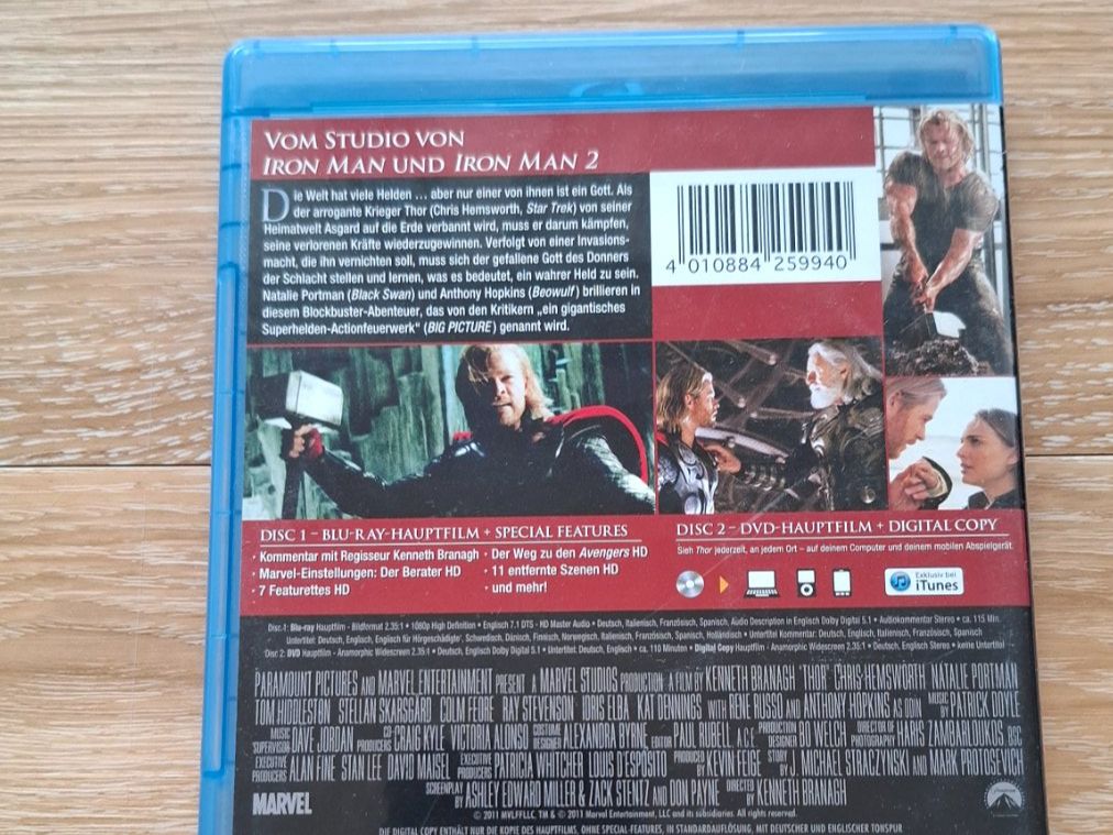 Tutti i DVDs: Blu-Ray: Thor, Thor:The Dark World & Thor: Ragnarok - Marvel – Usato da Nussbaumen AG venduto da yan_zdf8 1