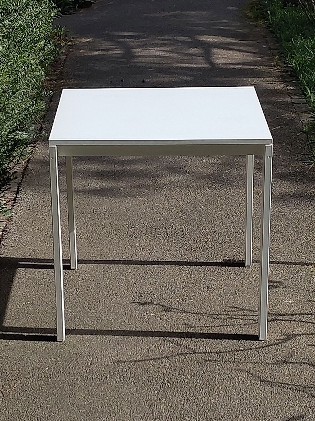 Ikea Tables: IKEA TISCH 'MELLTORP' – D'occasion à Basel par SECOND_LIFE_SHOP