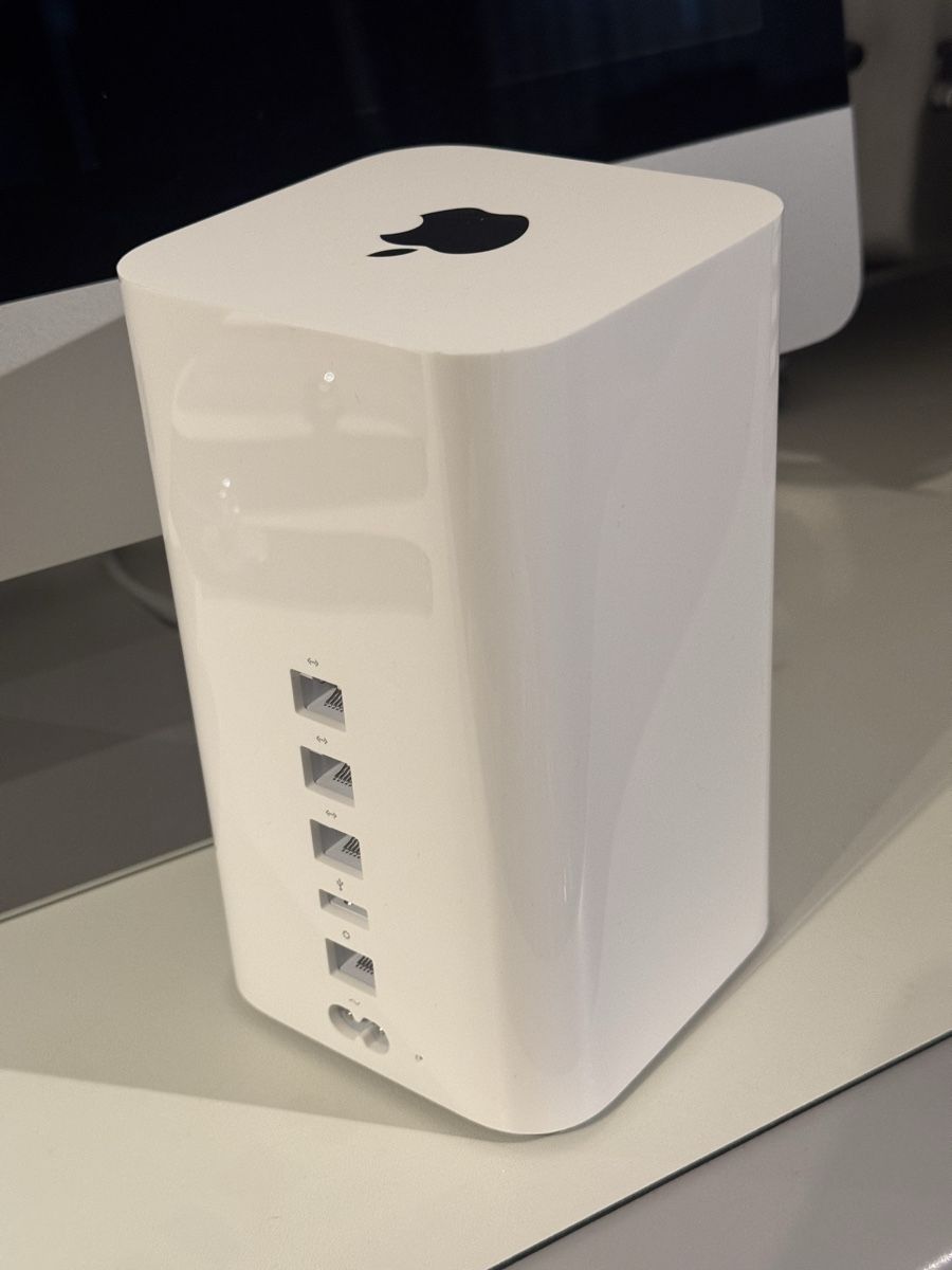 Apple Dischi rigidi: Apple Time Capsule 2 TB - Fabrikneu, ungebraucht – Nuovo e nell'imballaggio originale da Lommiswil venduto da hedstrom1901 2
