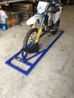Suport Motorradständer mit Wippe und Schiene Parkiersystem