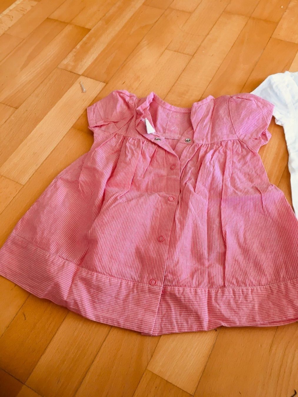 Kleiderpakete & -sets: 2 herzige kleid 9 monate (C6) – Gebraucht aus Stäfa von nale068 6