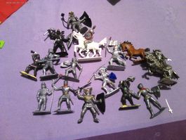 Ritterfiguren Set, DIVERSE VERLAG (PLASTIC)