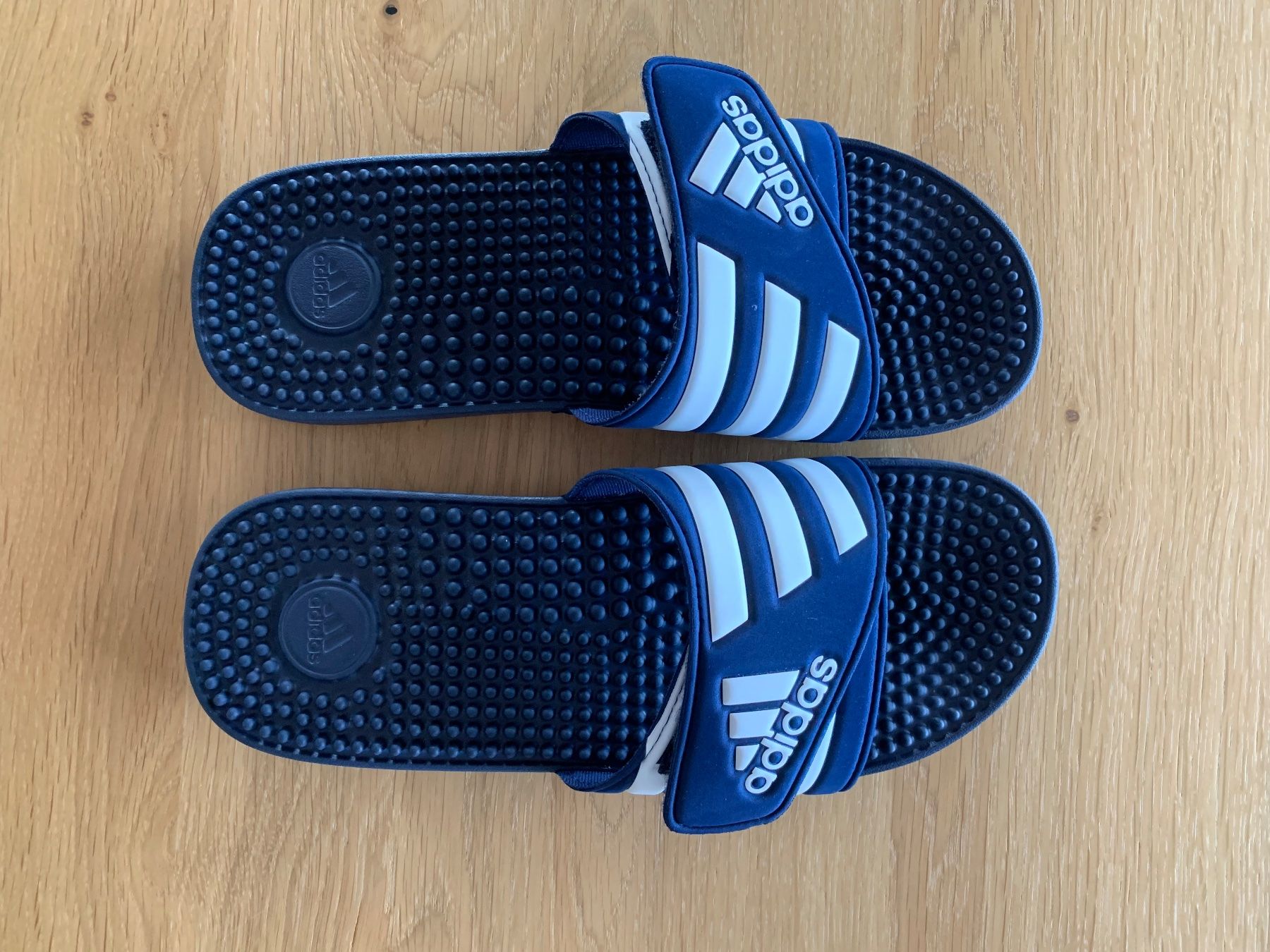 Adidas Herrenschuhe: adidas . Adissage - Sandalen – Gebraucht aus Reinach BL von chh_tr2p